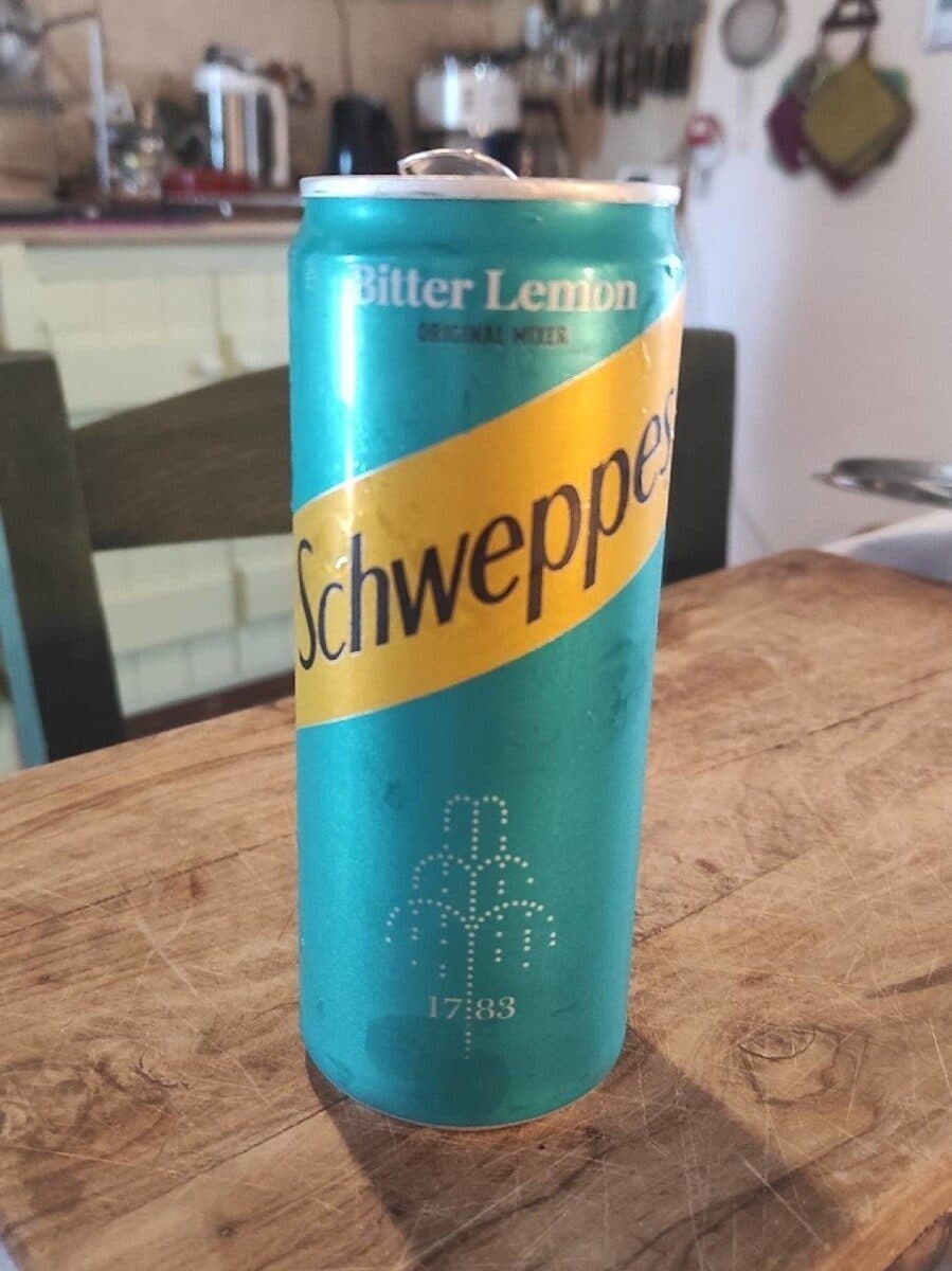 Напиток "Schweppes" Биттер Лимон 0,33л ЖБ