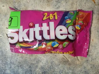 Драже "Skittles 2 In1" 70 г (Россия)