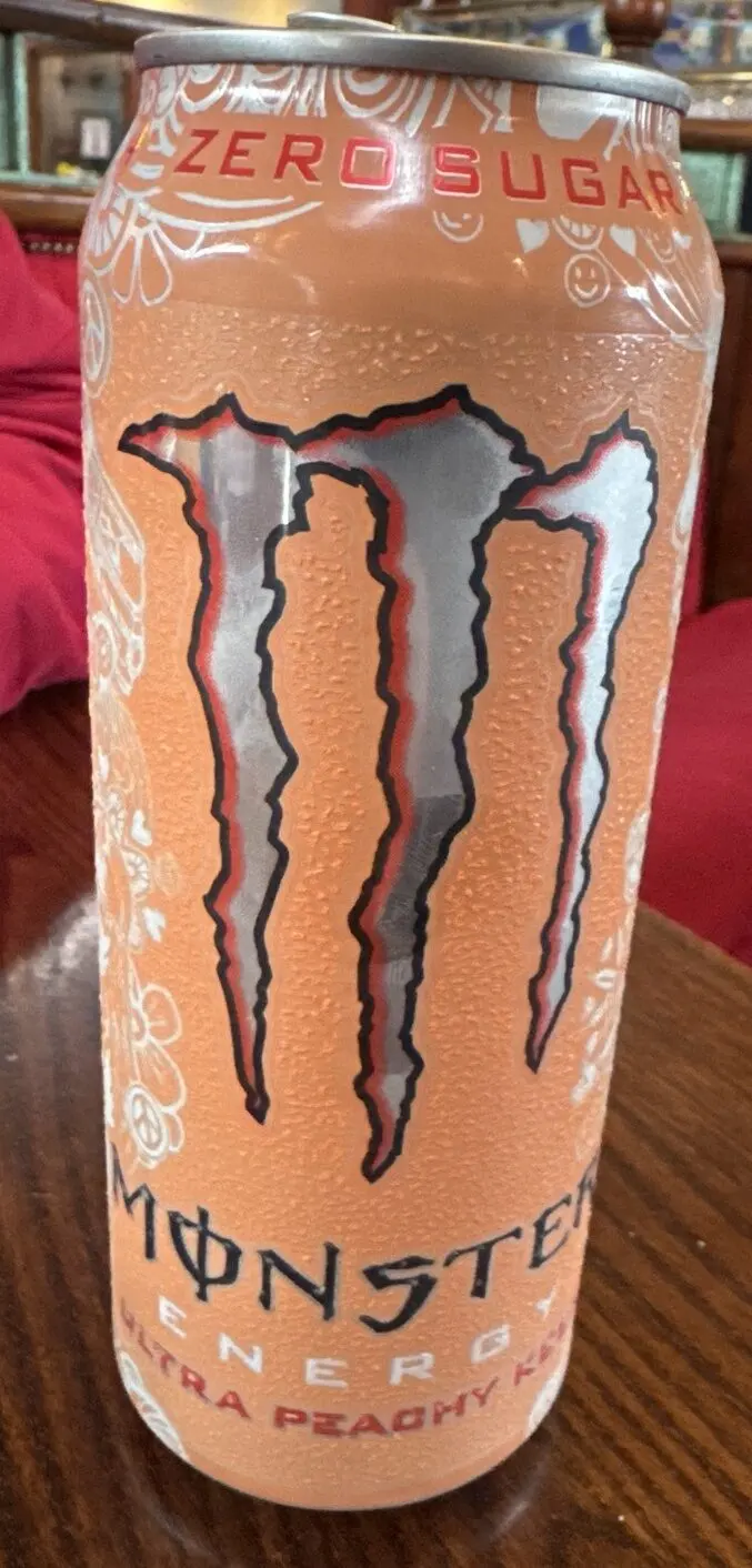Энергетический напиток "Monster" Ultra Peachy Keen 0,5л жб (Польша) *12шт Кока-кола