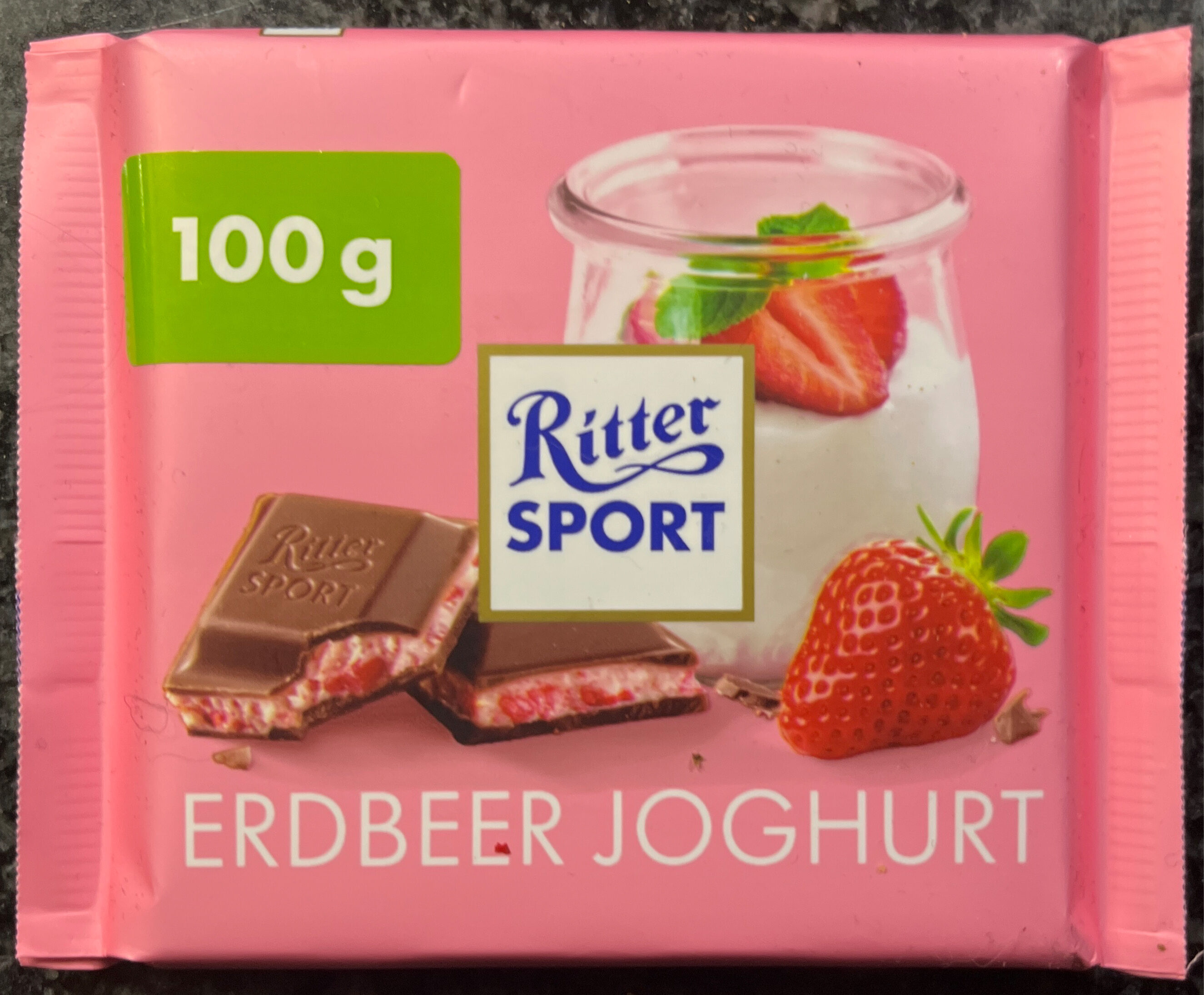 Шоколад молочный "Ritter Sport" клубника йогурт 100г