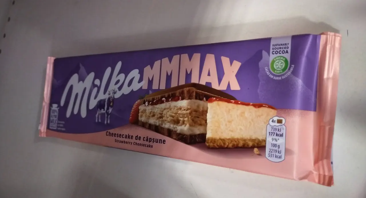 Шоколад "Milka" Strawberry Cheesecake 300г (Польша)